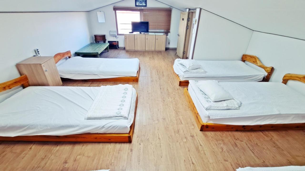 Jeju Gillime Pension Εξωτερικό φωτογραφία