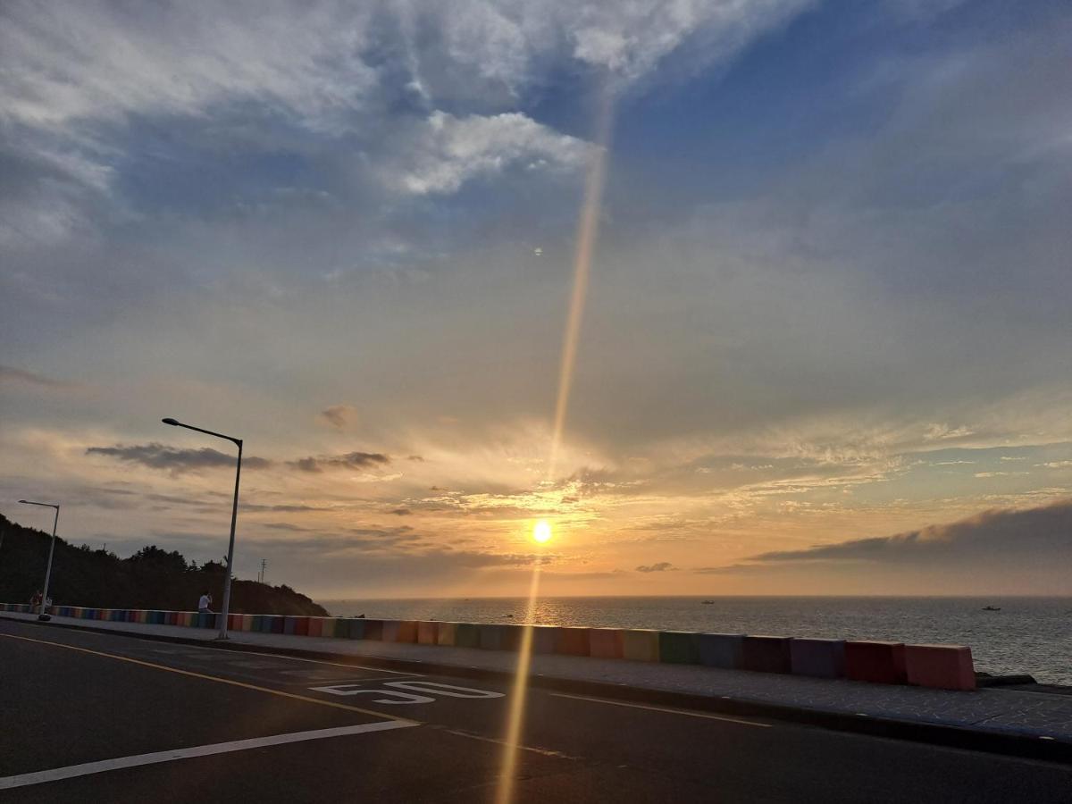 Jeju Gillime Pension Εξωτερικό φωτογραφία