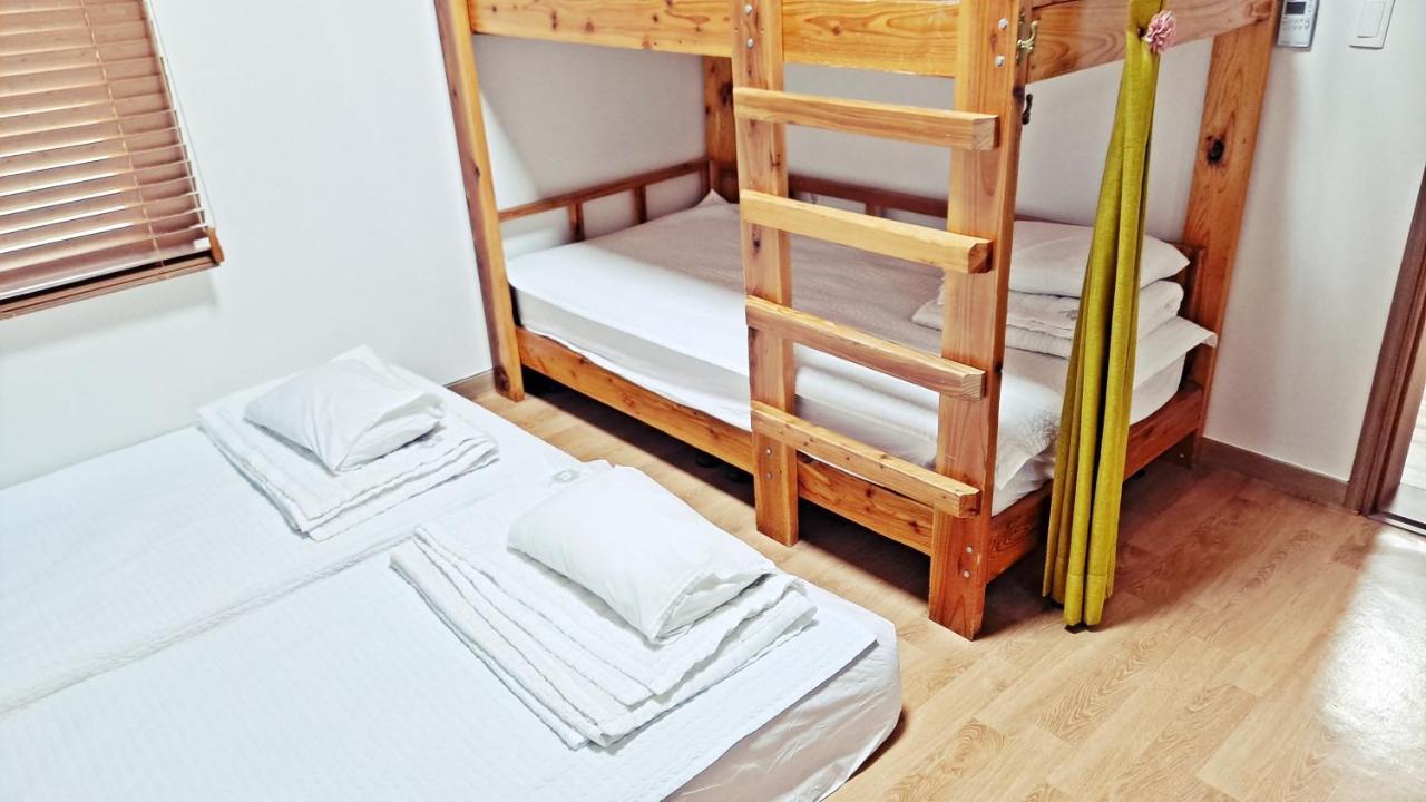 Jeju Gillime Pension Εξωτερικό φωτογραφία