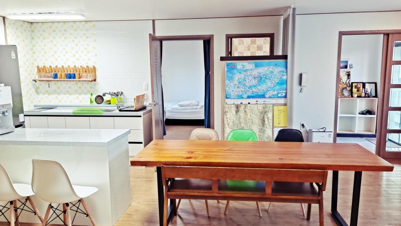 Jeju Gillime Pension Εξωτερικό φωτογραφία