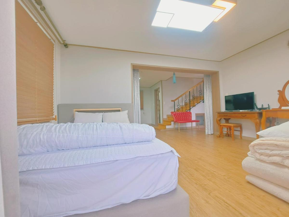 Jeju Gillime Pension Εξωτερικό φωτογραφία