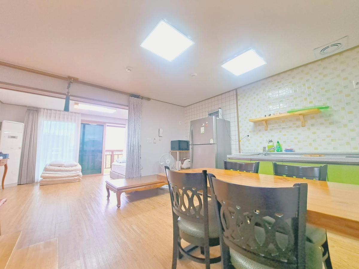 Jeju Gillime Pension Εξωτερικό φωτογραφία